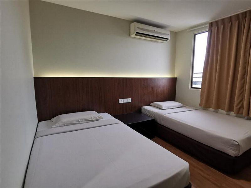 Hotel Holiday Kota Kinabalu Exteriör bild