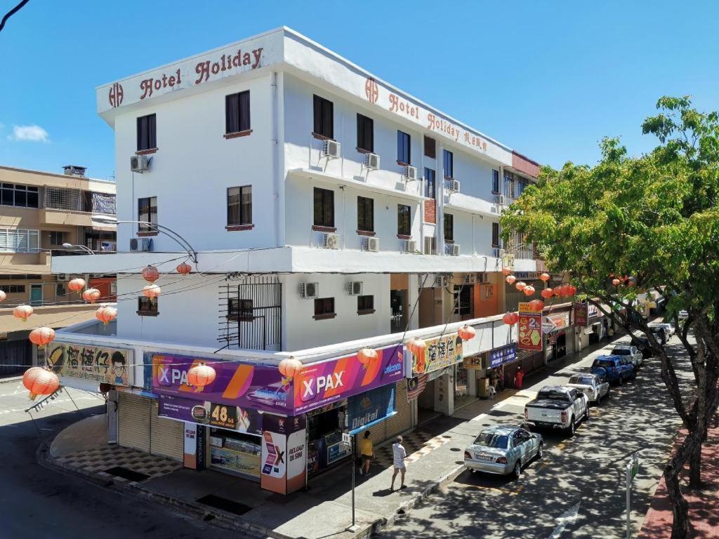 Hotel Holiday Kota Kinabalu Exteriör bild