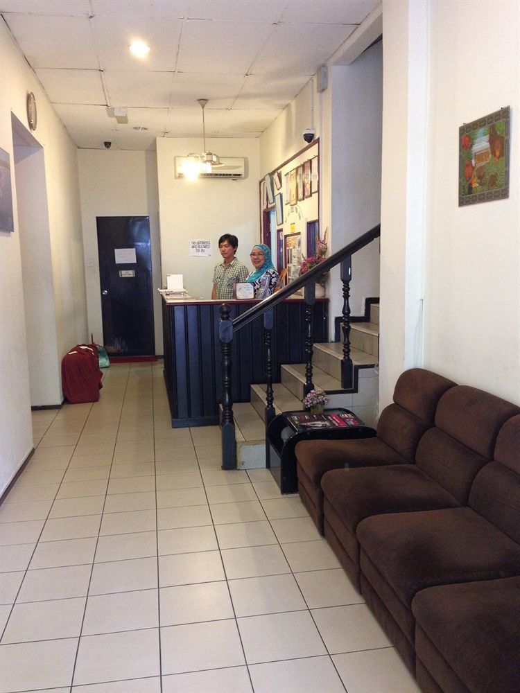 Hotel Holiday Kota Kinabalu Exteriör bild